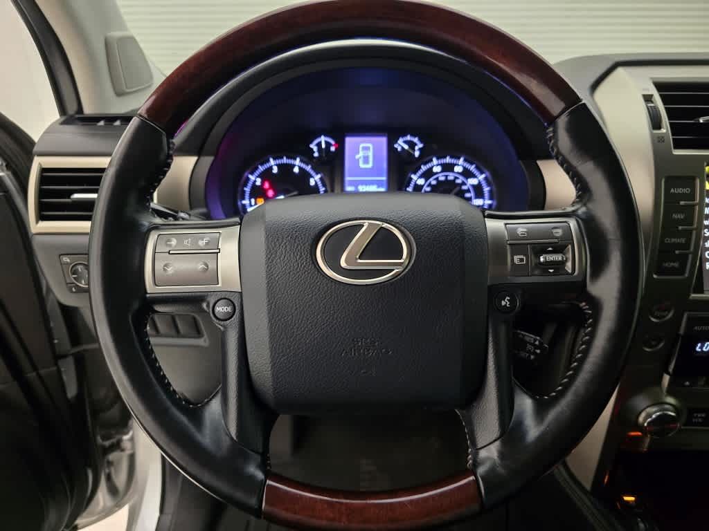 2018 Lexus GX 460 photo 3