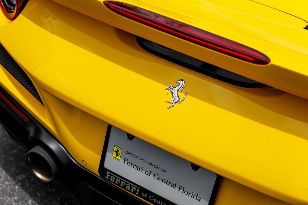2022 Ferrari F8 Spider photo 13