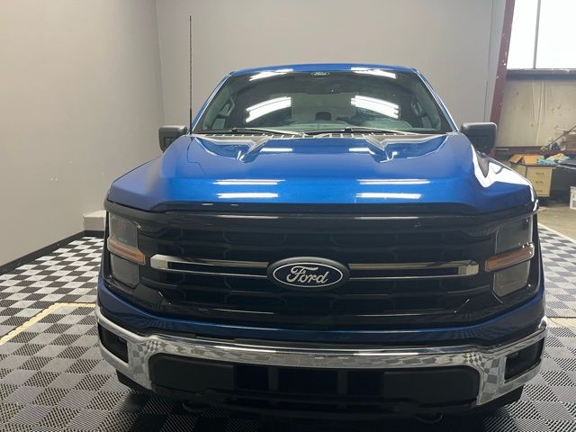 2024 Ford F-150 XLT photo 8