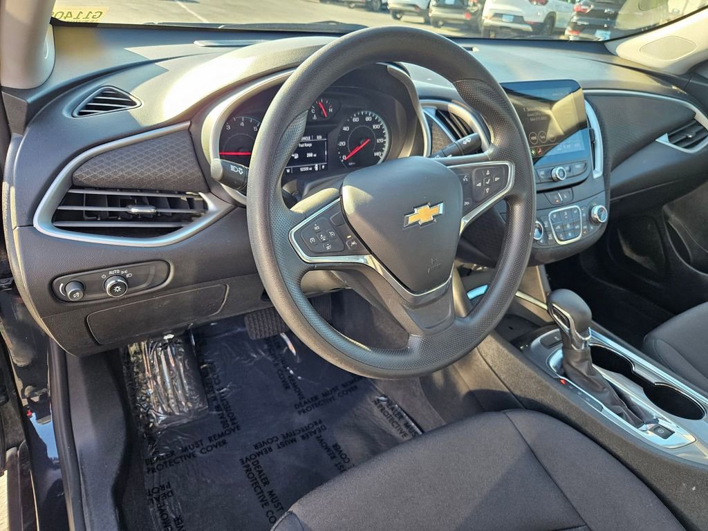 2023 Chevrolet Malibu 1LT photo 11