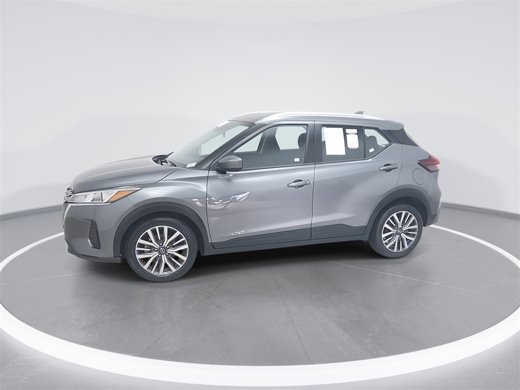 2024 Nissan Kicks SV photo 4