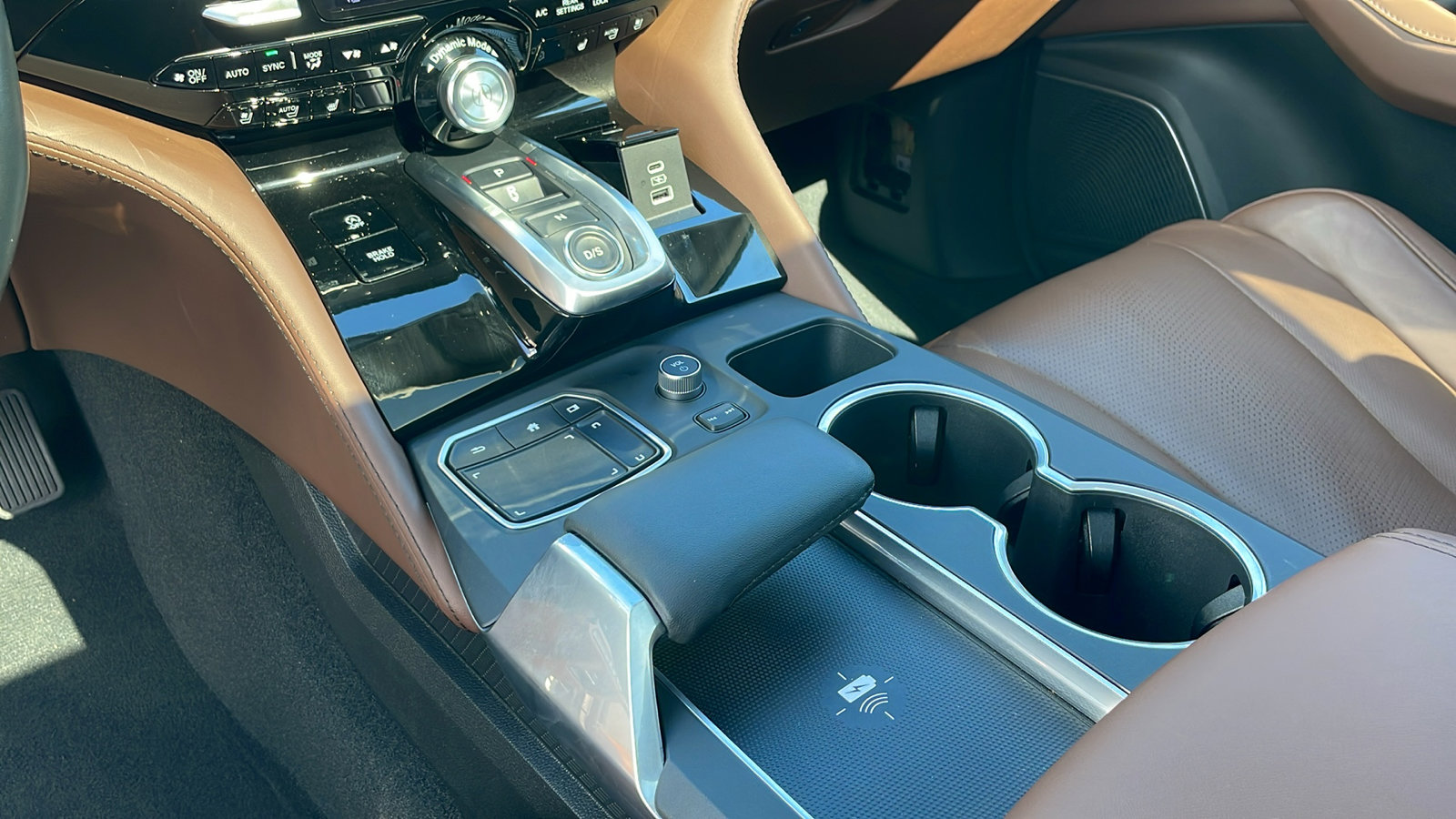 2023 Acura MDX Advance SH-AWD photo 17