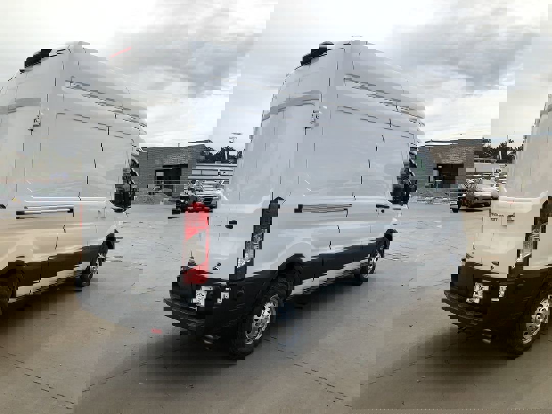 2025 Ford Transit Cargo Van photo 8