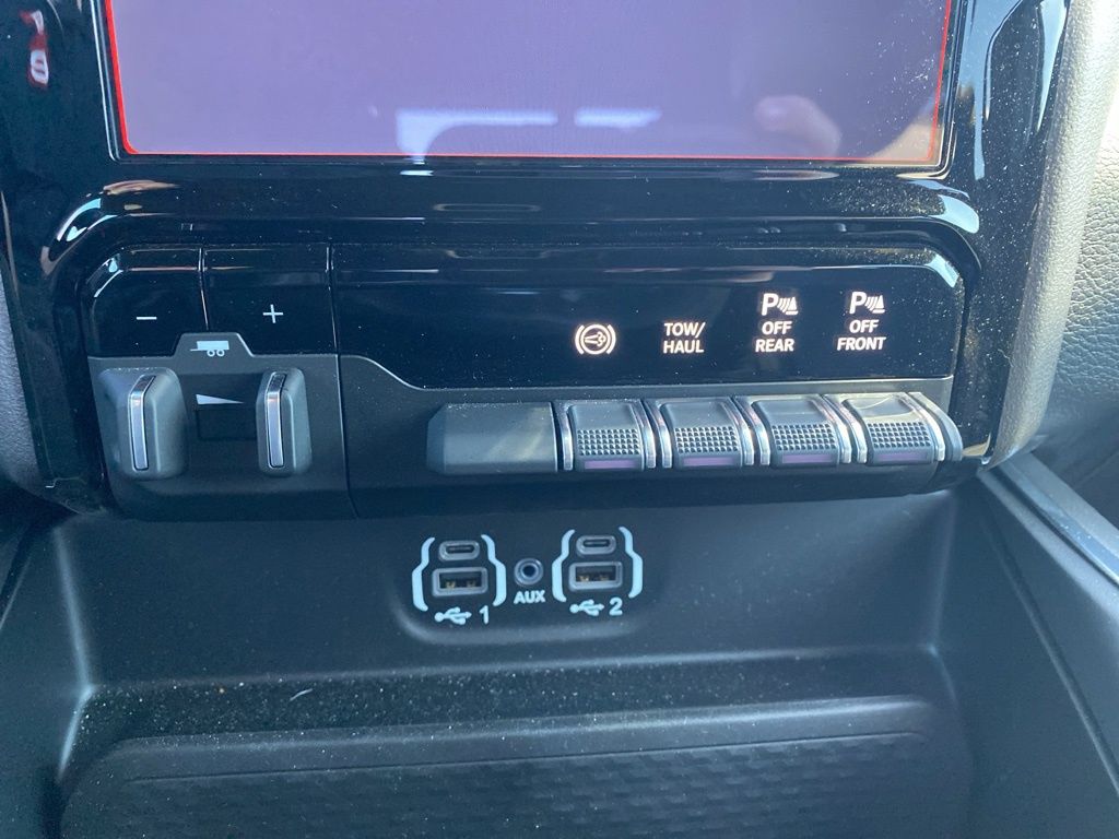 2024 Ram 2500 Laramie photo 27
