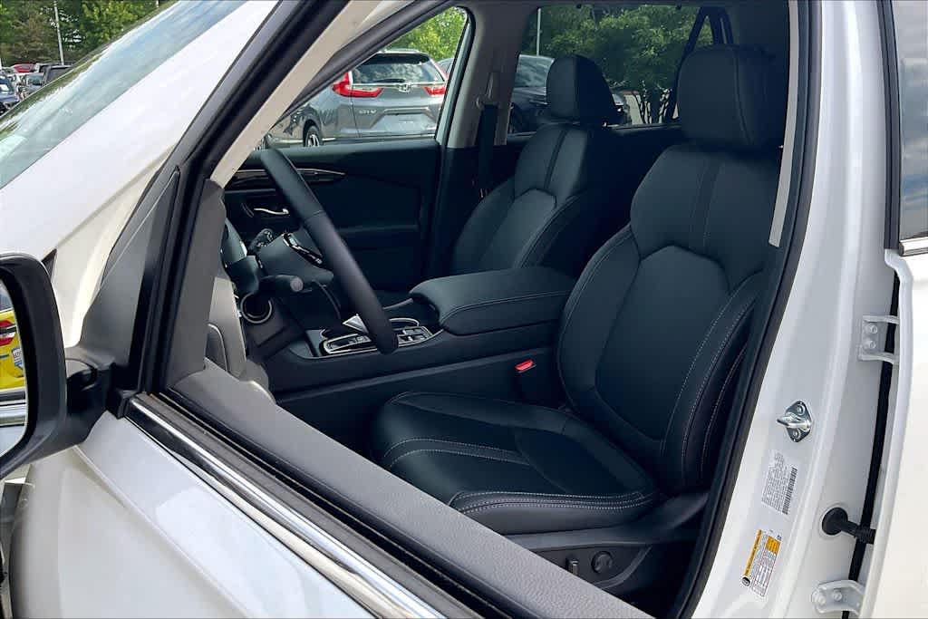 2025 Honda Pilot Touring photo 10