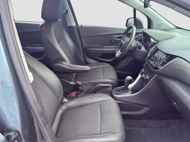 2022 Chevrolet Trax LT photo 17