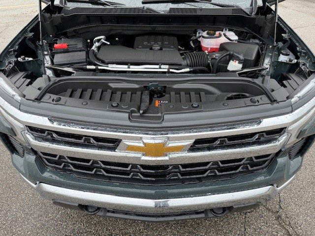 2025 Chevrolet Silverado 1500 LT photo 35