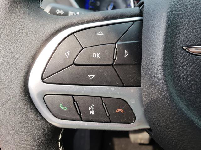 2025 Chrysler Voyager LX photo 17