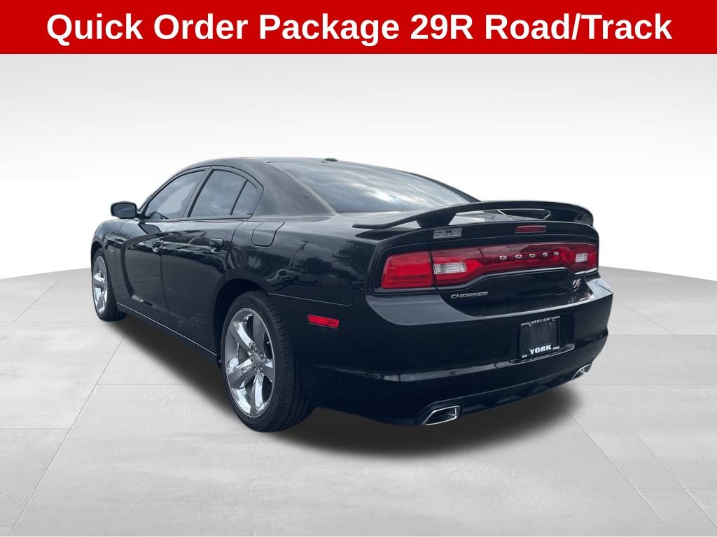 2011 Dodge Charger R/T photo 3