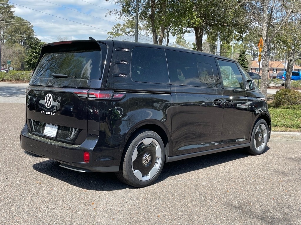 2025 Volkswagen ID. Buzz Pro S photo 3