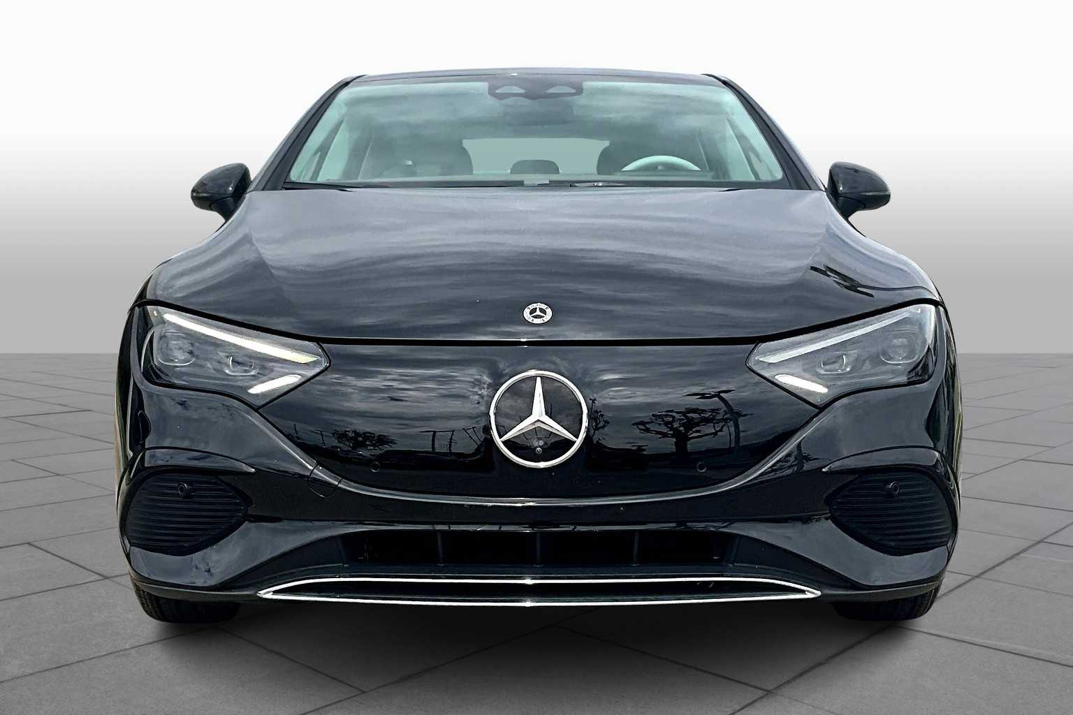 2023 Mercedes Benz EQE Sedan 350 photo 3