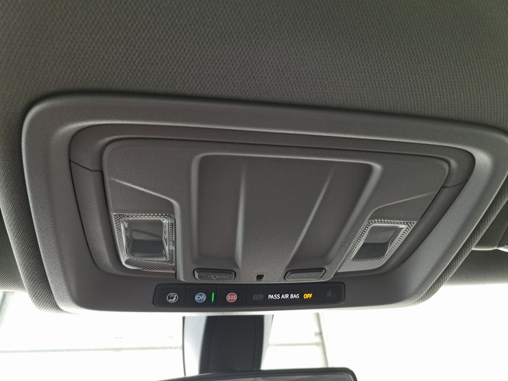 2021 Chevrolet Silverado 1500 RST photo 14