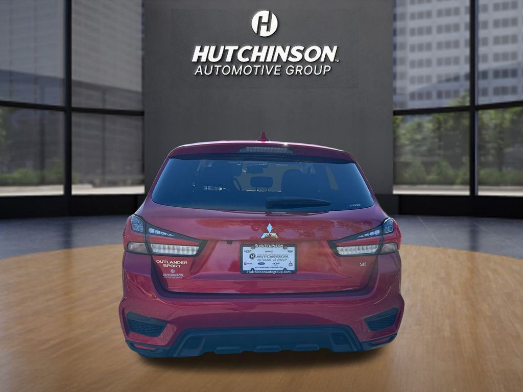 2024 Mitsubishi Outlander Sport ES photo 3