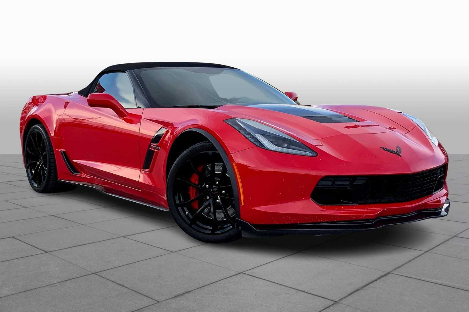 2017 Chevrolet Corvette Grand Sport 1LT Convertible photo 2