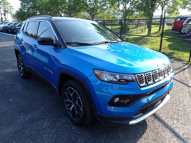 2025 Jeep Compass Limited photo 8