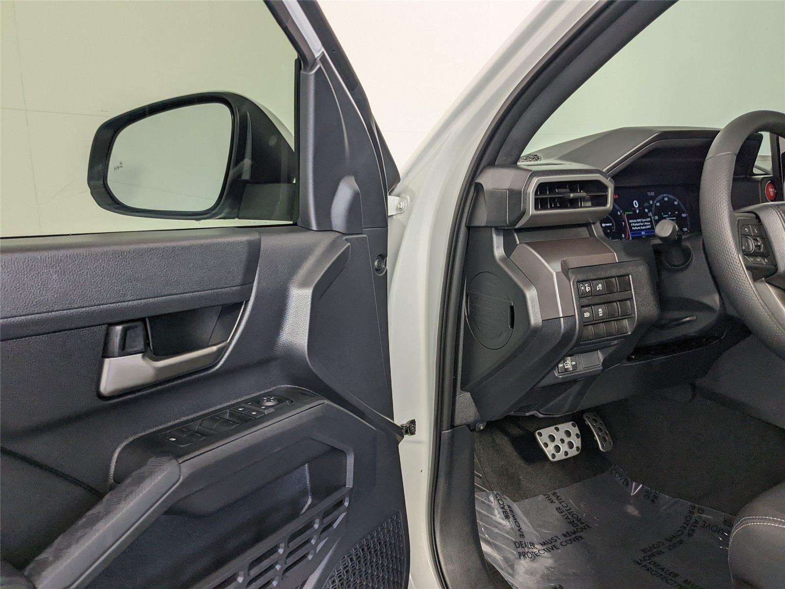 2024 Toyota Tacoma TRD Sport photo 8