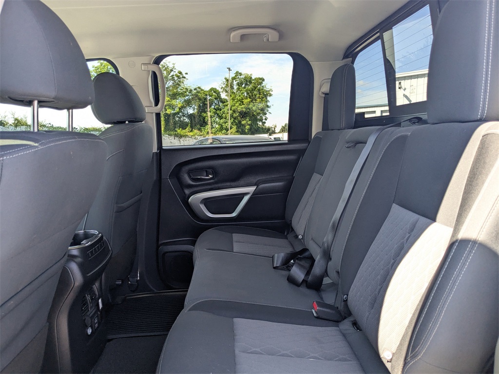 2024 Nissan Titan SV photo 12