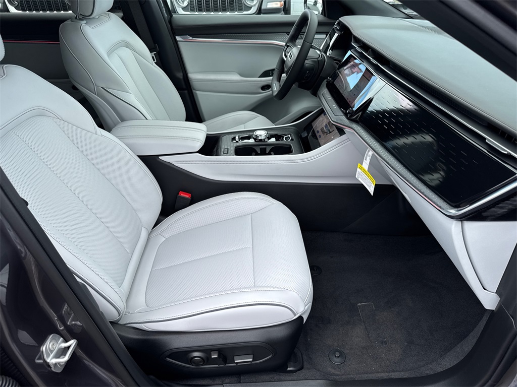 2025 Jeep Wagoneer S Limited photo 17