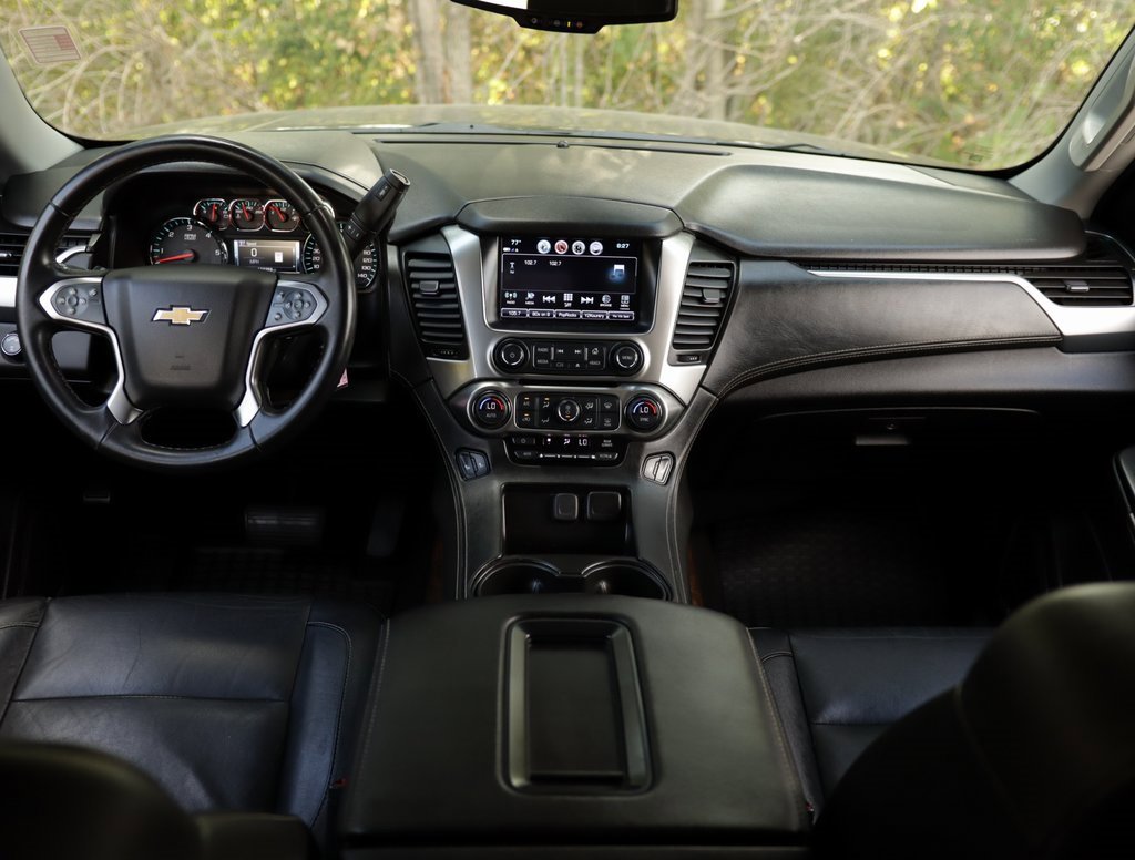2017 Chevrolet Tahoe LT photo 19