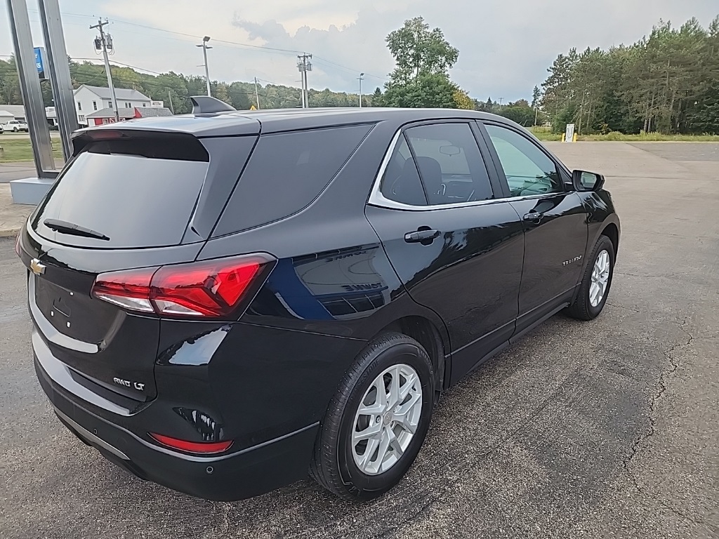 2022 Chevrolet Equinox LT photo 4