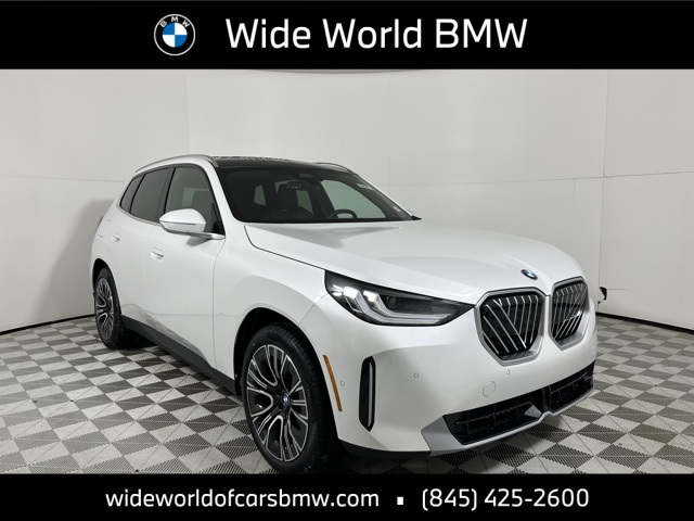 2026 BMW X3 30's photo