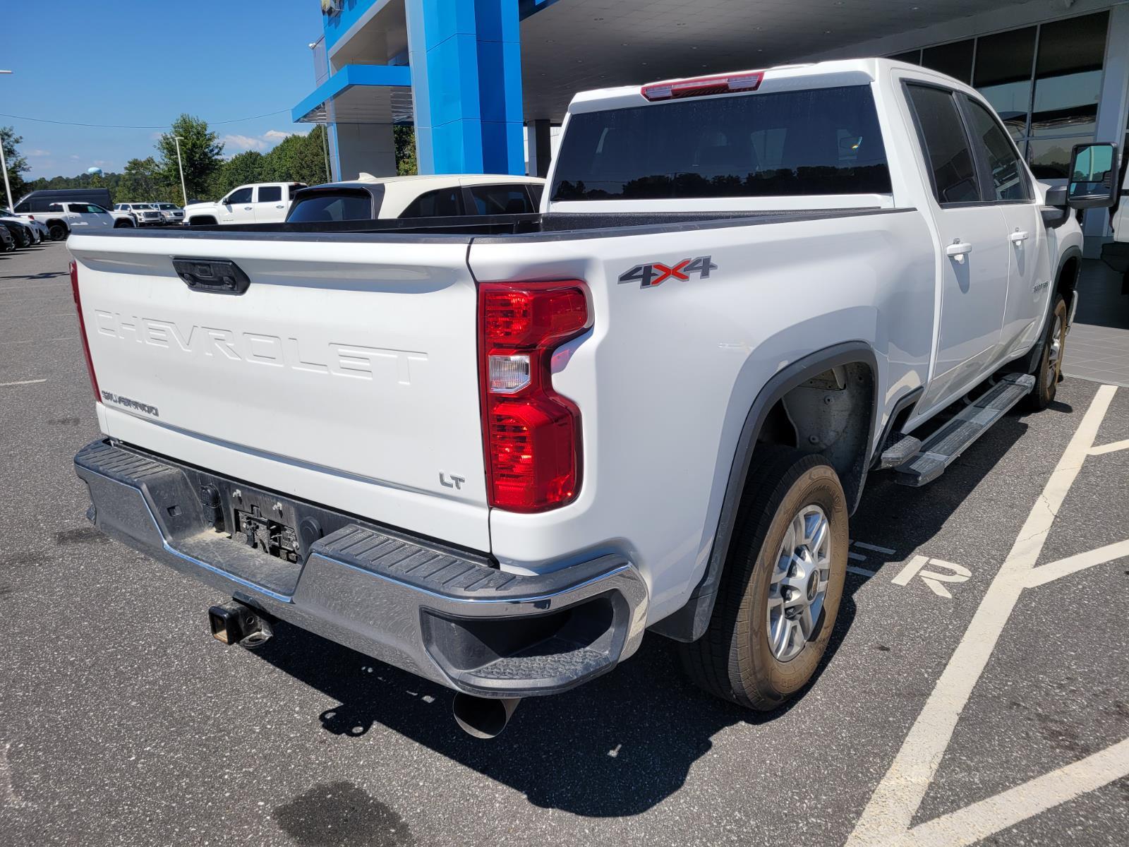 2024 Chevrolet Silverado 2500HD LT photo 4
