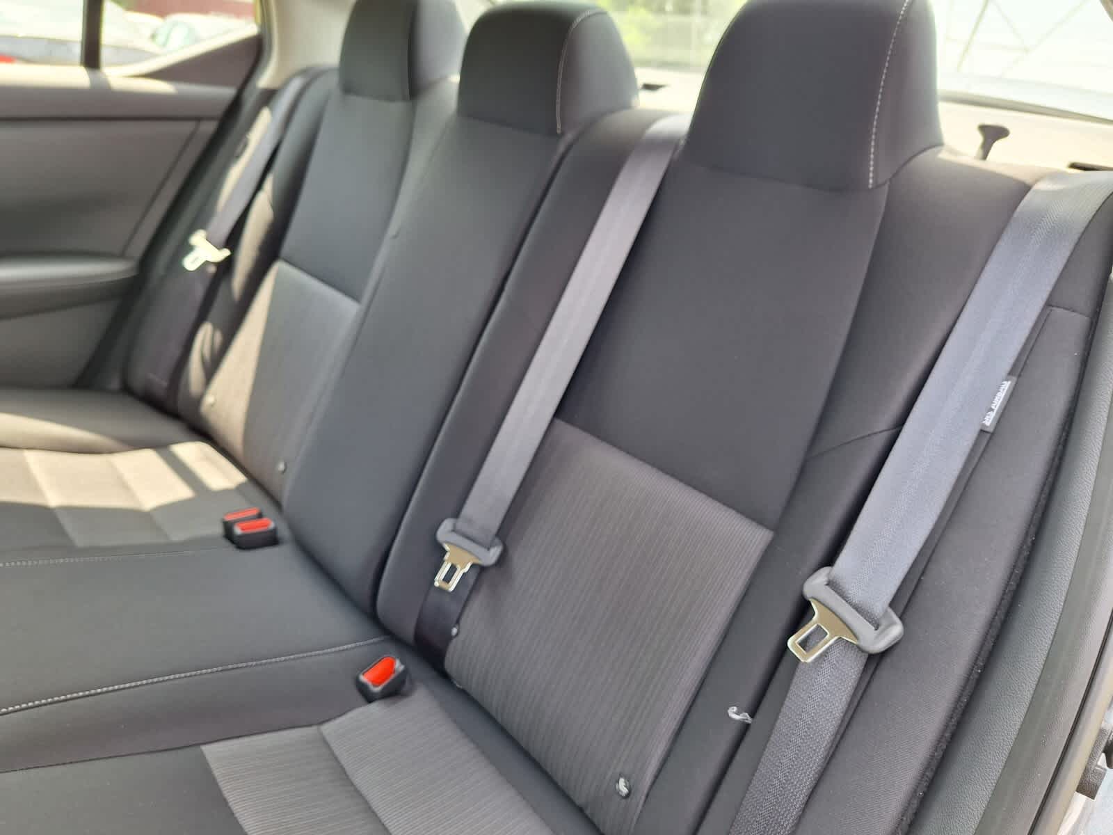 2025 Nissan Sentra SV photo 23