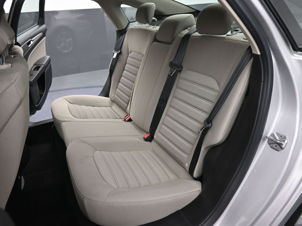 2018 Ford Fusion Hybrid S photo 38