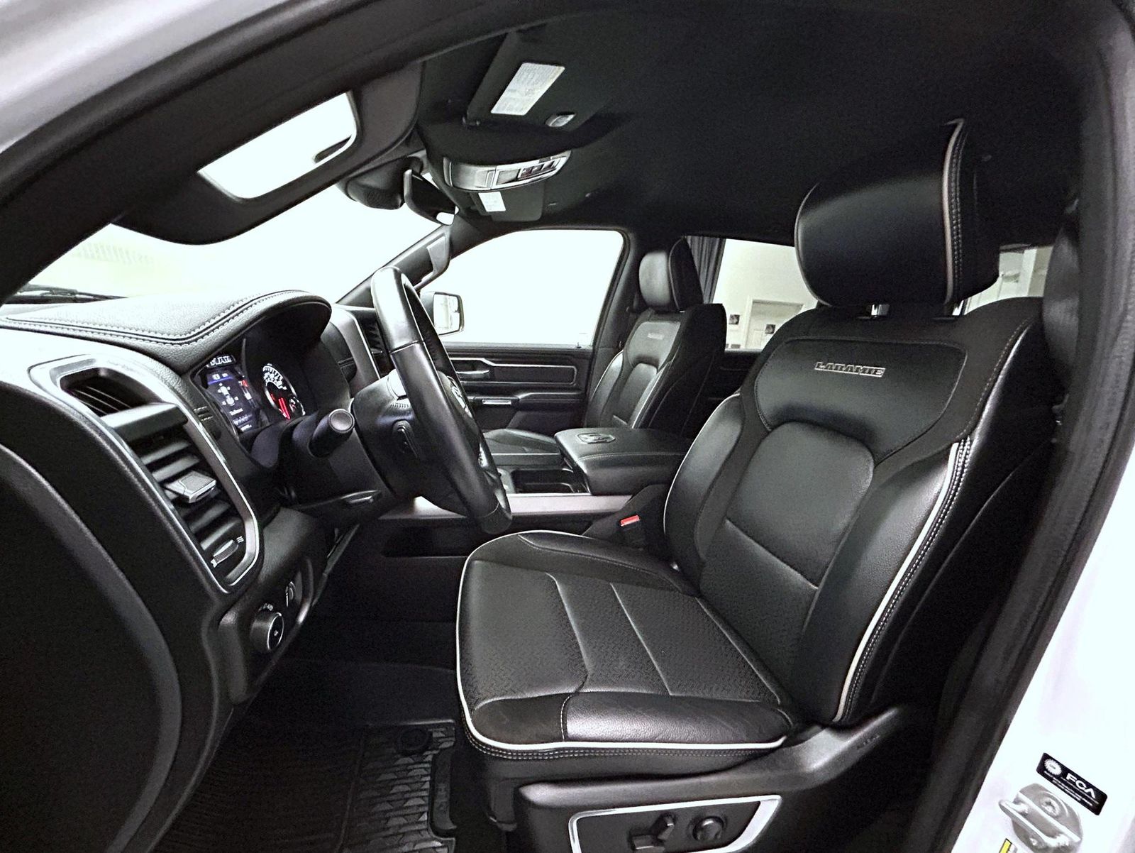 2023 Ram 1500 Laramie photo 10
