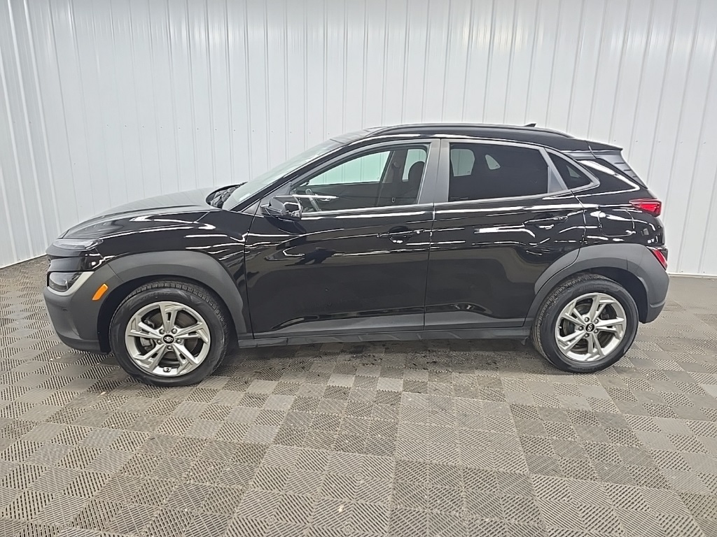 2023 Hyundai Kona SEL photo 4