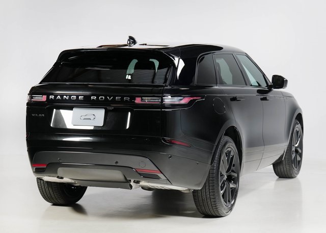 2026 Land Rover Range Rover Velar SE photo 2