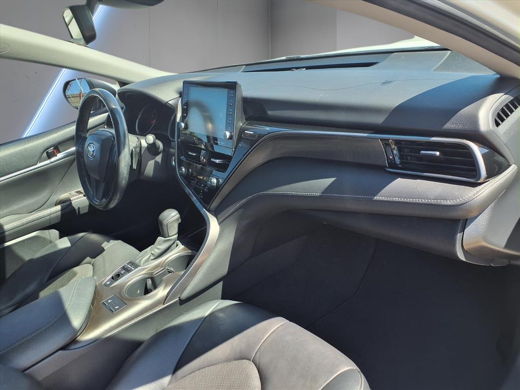 2021 Toyota Camry XSE photo 12