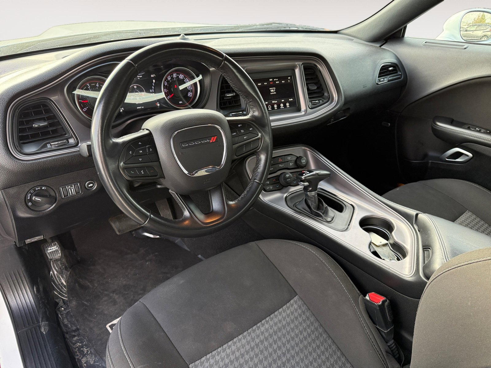 2023 Dodge Challenger GT photo 15