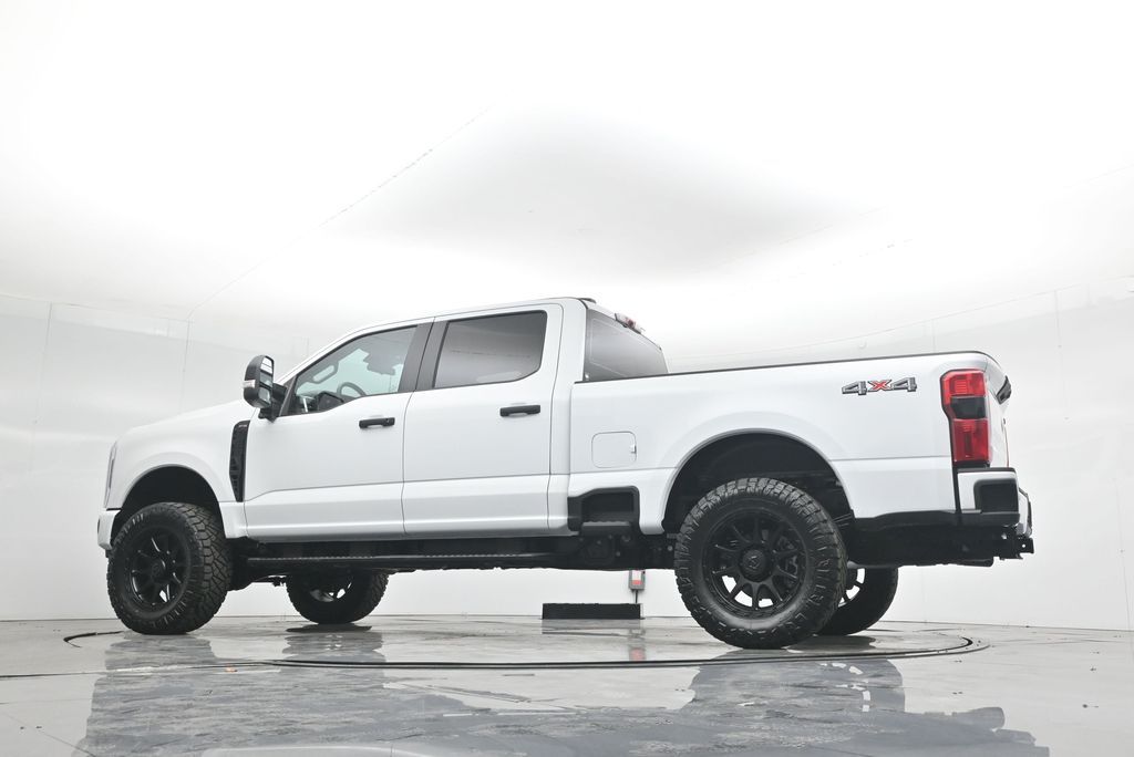 2025 Ford F-250 photo 45