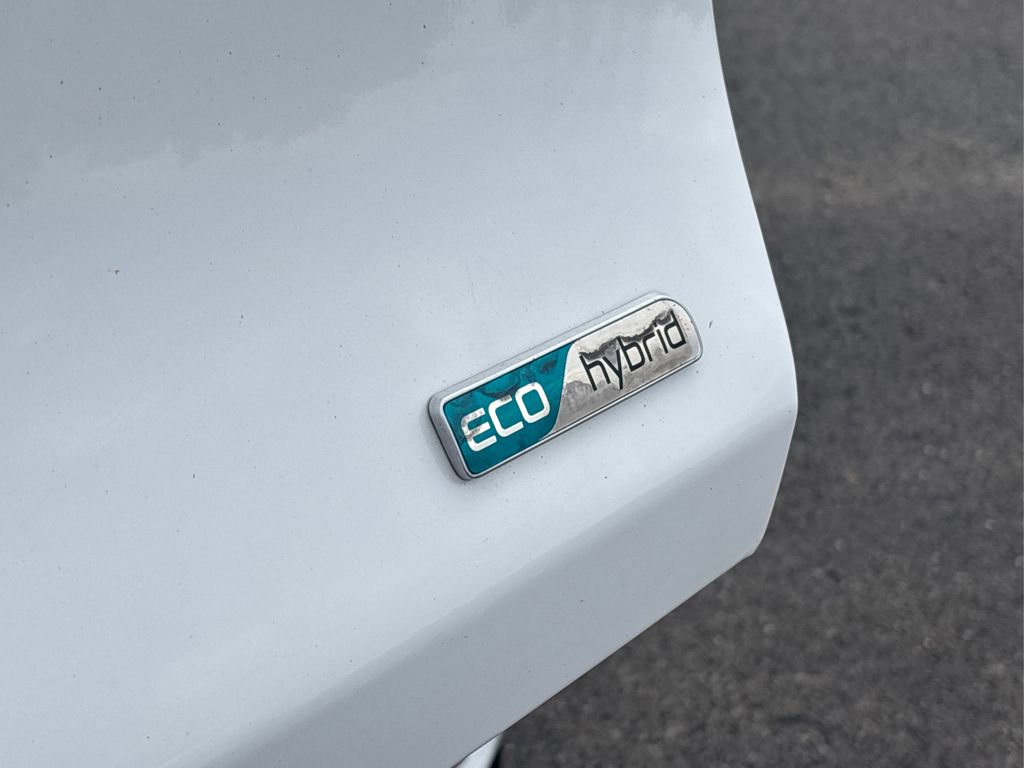 2022 Kia Niro LXS photo 14