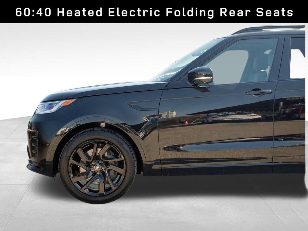 2024 Land Rover Discovery SE photo 4