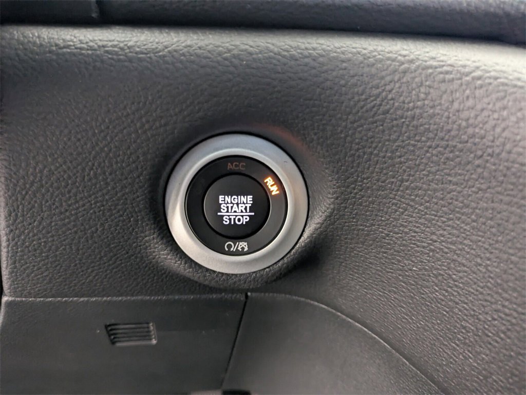 2025 Chrysler Pacifica photo 22