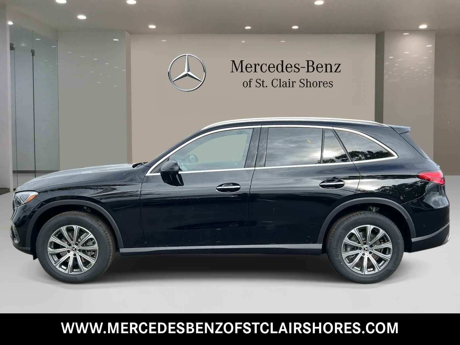 2026 Mercedes Benz GLC 300 4MATIC photo 2