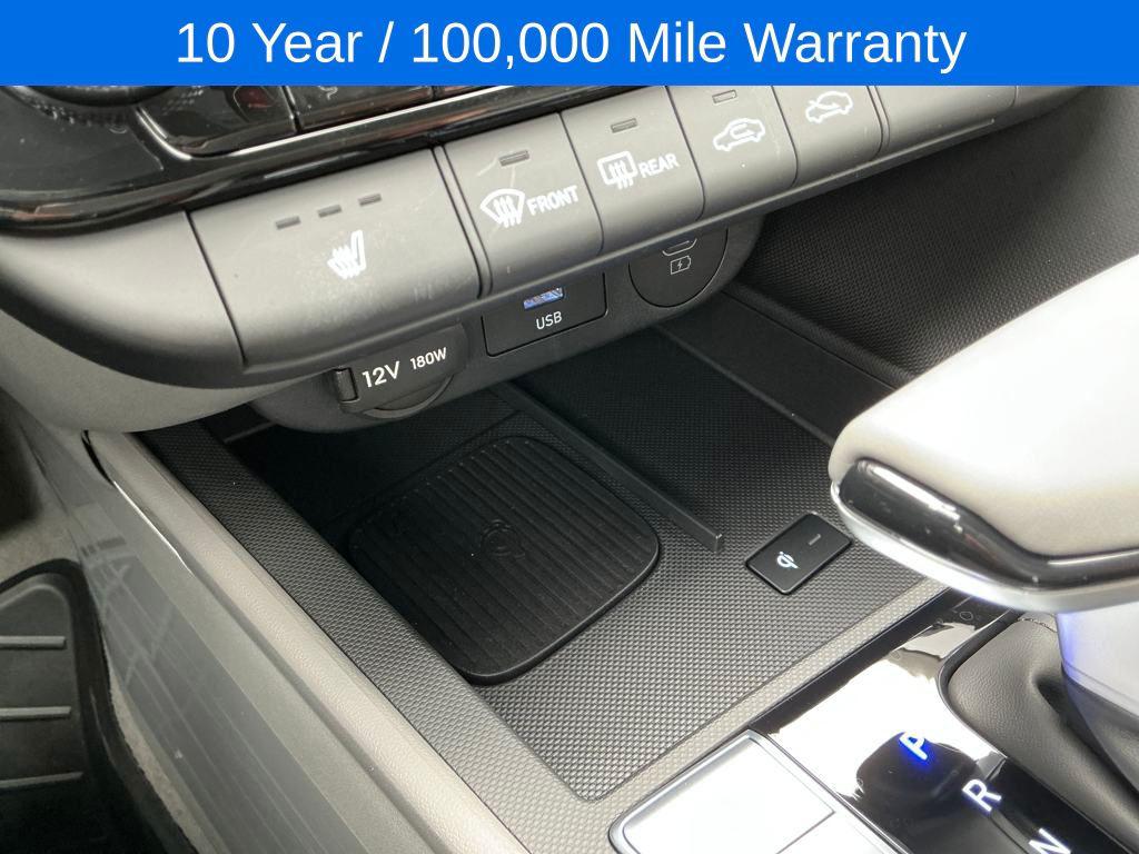 2025 Hyundai Elantra SEL Convenience photo 40