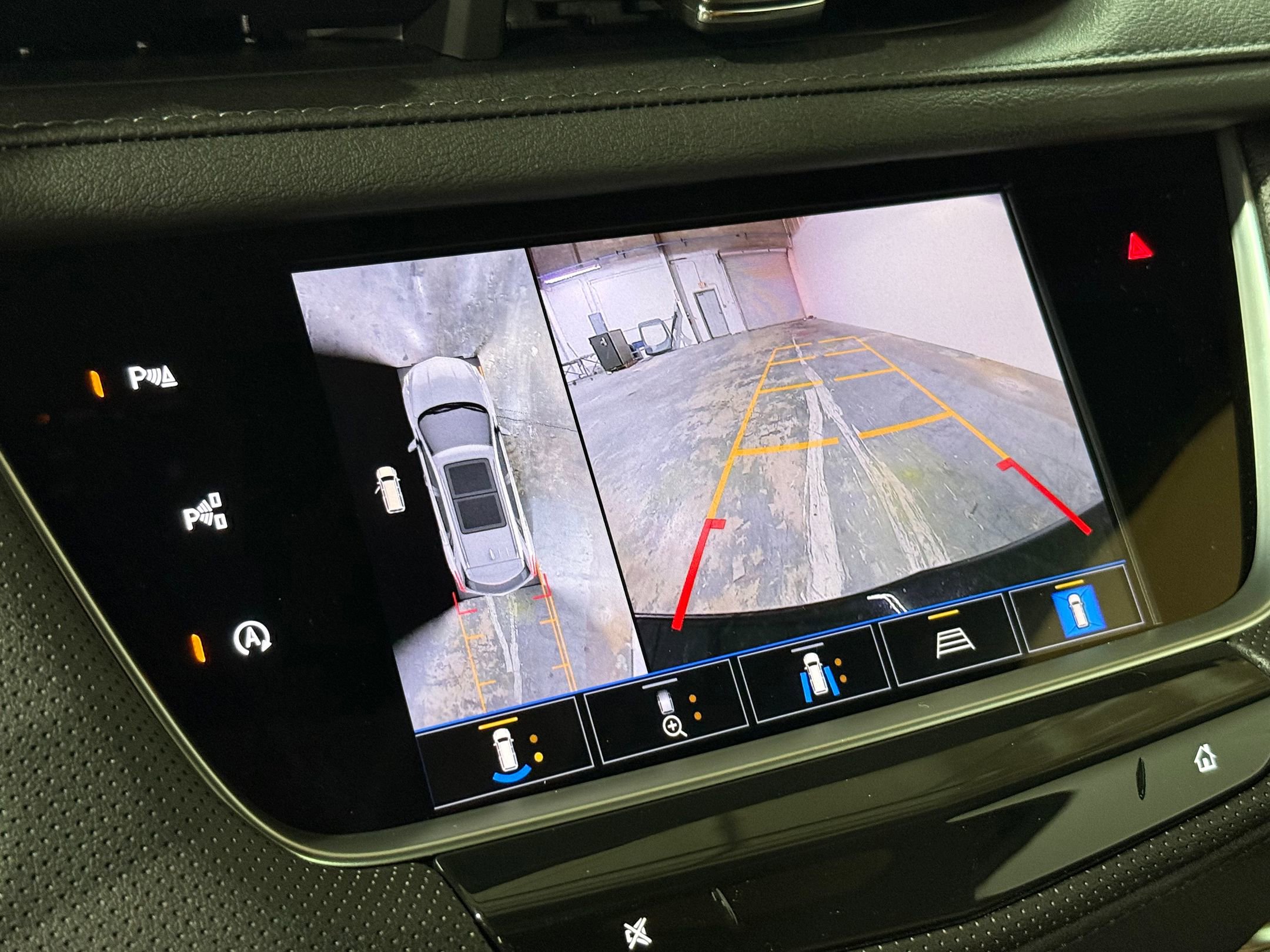 2025 Cadillac XT5 Premium Luxury photo 25