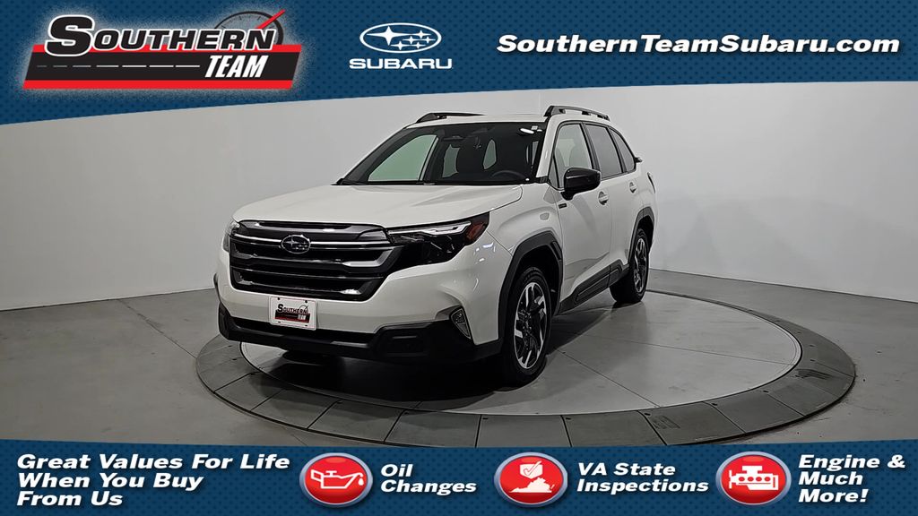 2025 Subaru Forester Premium's photo