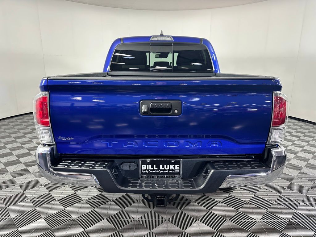 2022 Toyota Tacoma TRD Off-Road photo 4
