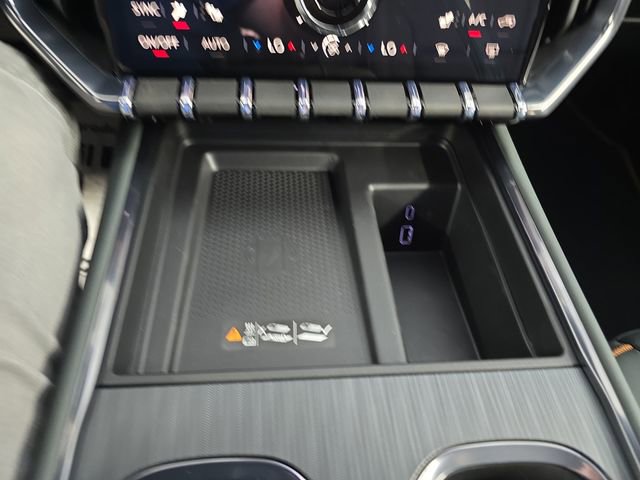 2026 Gmc Acadia AT4 photo 16