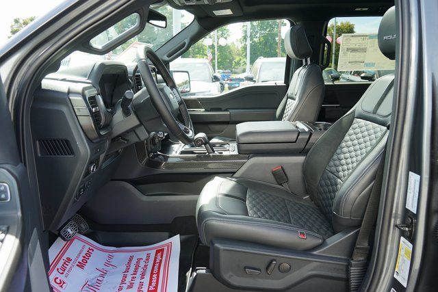 2025 FORD F-150 - Image 32