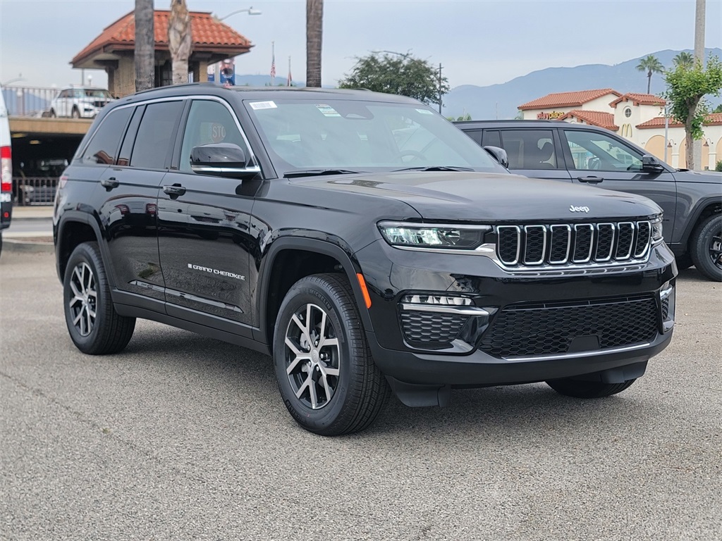 2025 Jeep Grand Cherokee Limited's photo