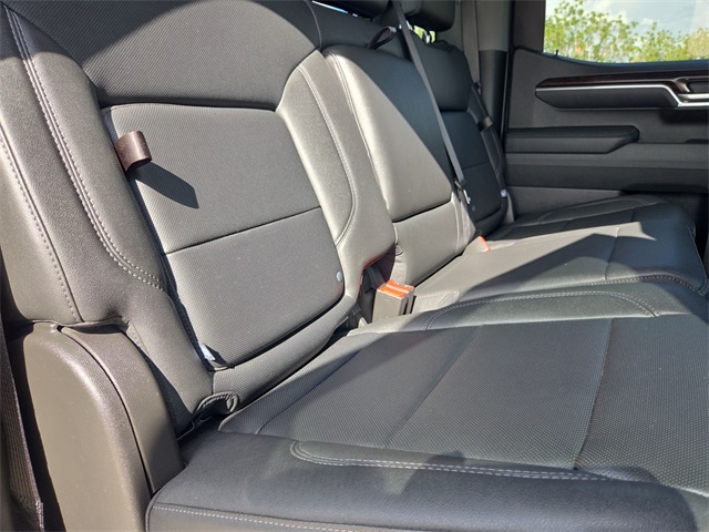 2025 Gmc Sierra 1500 SLT photo 23