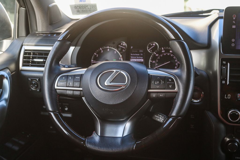 2022 Lexus GX 460 photo 11