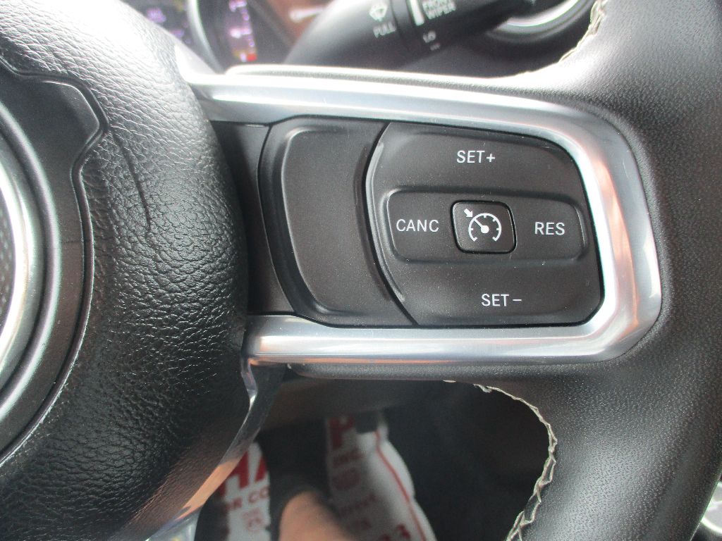 2023 Jeep Wrangler 4xe Sahara photo 12