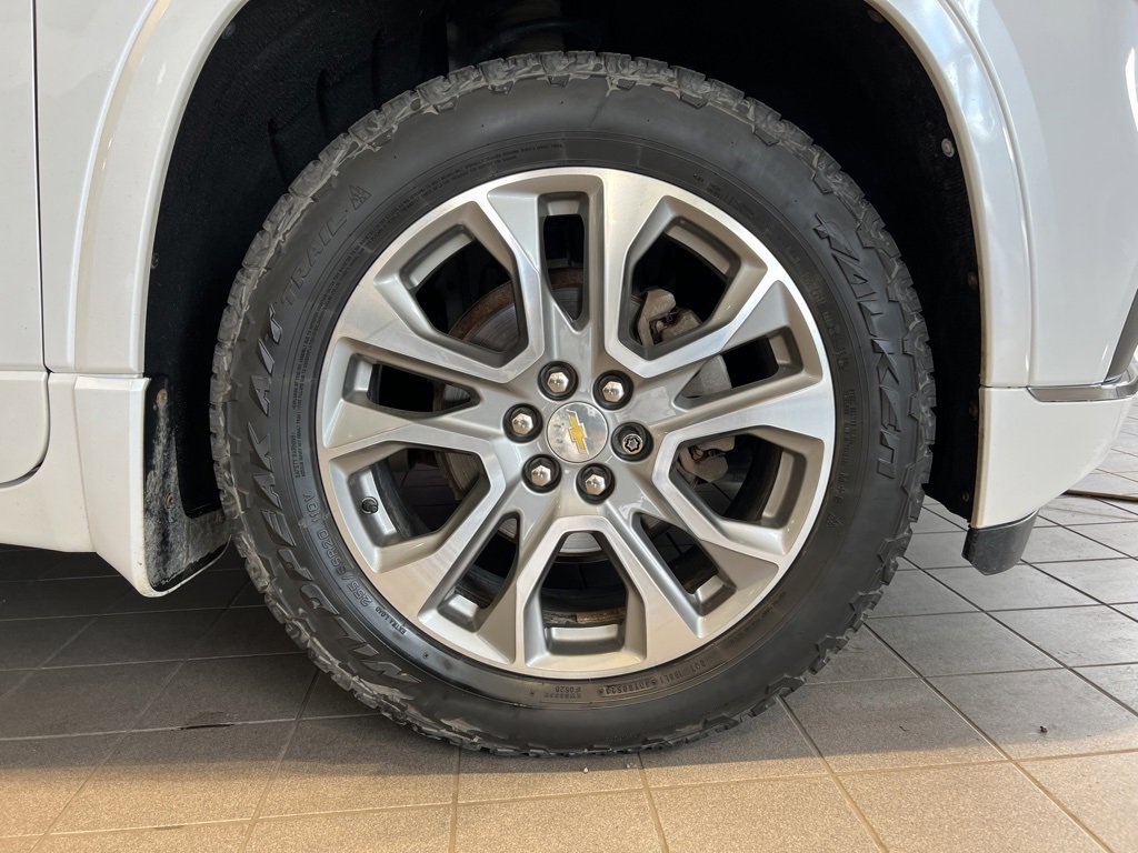 2020 Chevrolet Traverse Premier photo 11