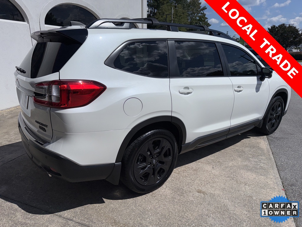 2023 Subaru Ascent Onyx Edition photo 2
